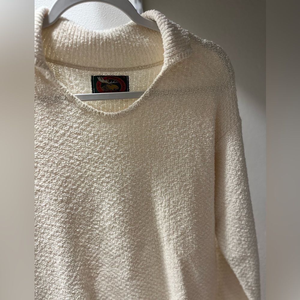 Alps Fine Women’s Apparel Vintage Sweater 
Size Small